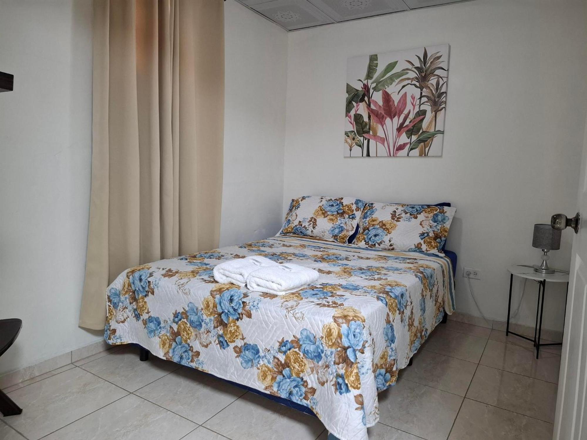 Апартаменты Lilia House 15 Minutos Aeropuerto Панама Экстерьер фото