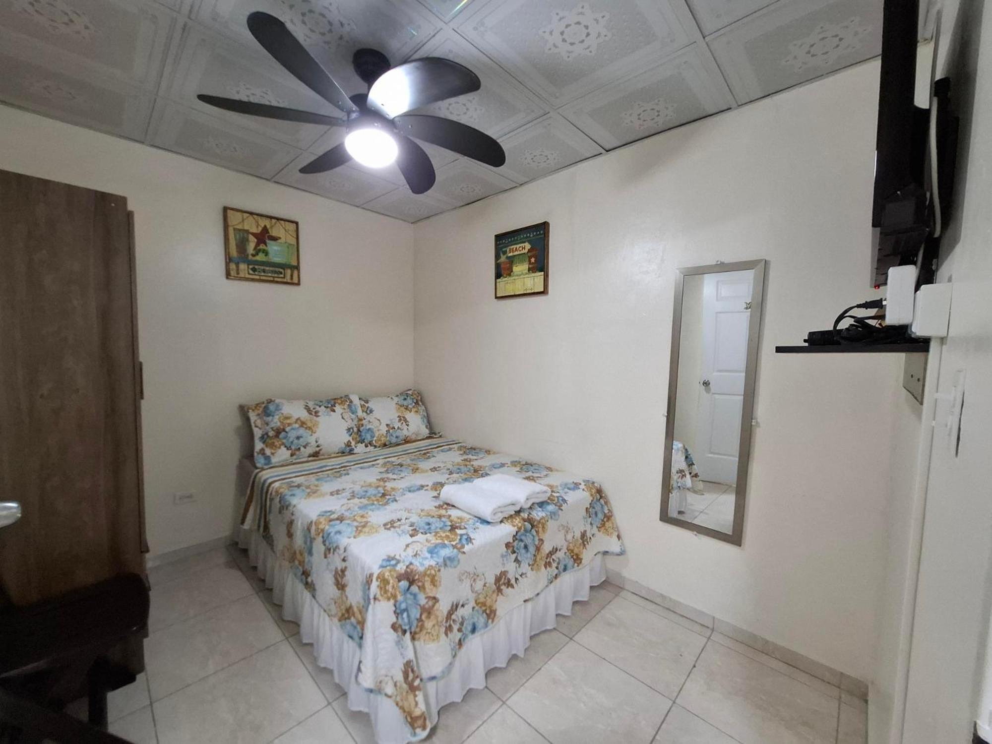 Апартаменты Lilia House 15 Minutos Aeropuerto Панама Экстерьер фото
