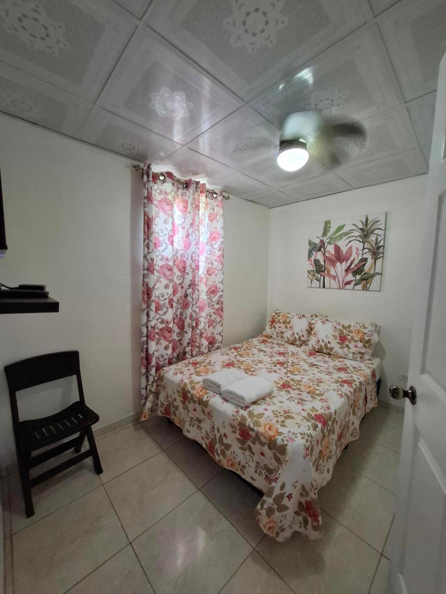 Апартаменты Lilia House 15 Minutos Aeropuerto Панама Экстерьер фото